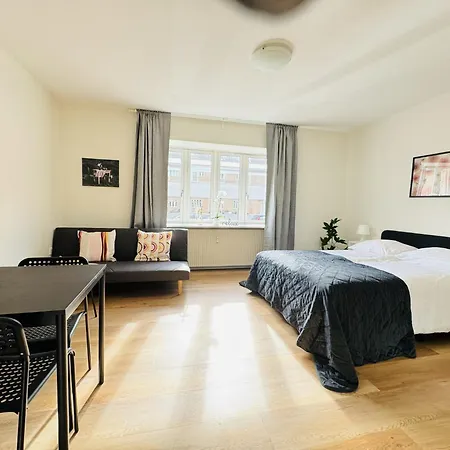 Apartment Aday - Beautiful And Cozy *